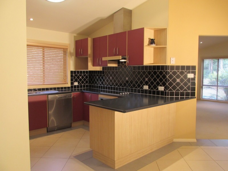 2 The Inlet, Mossy Point NSW 2537