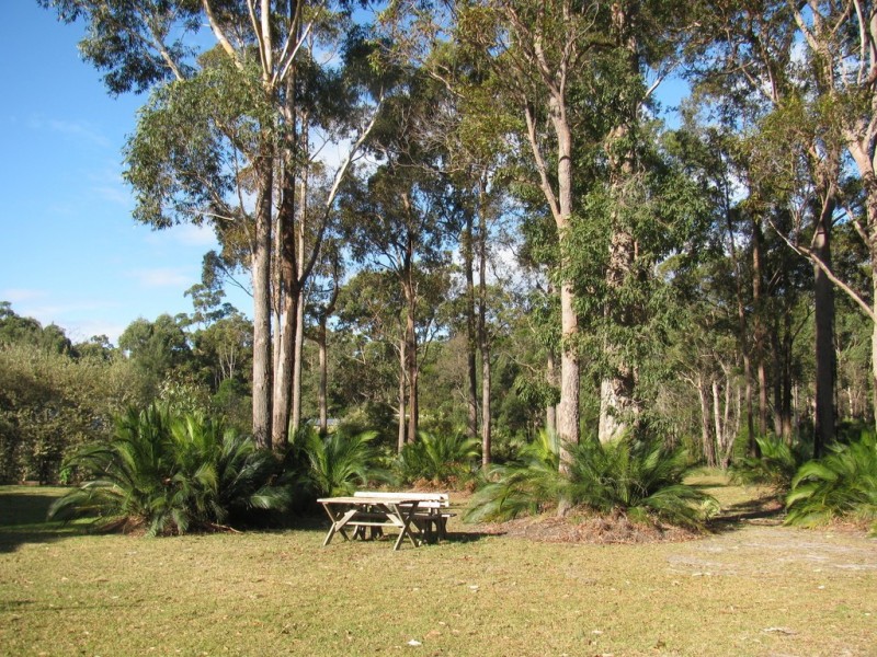 2 The Inlet, Mossy Point NSW 2537