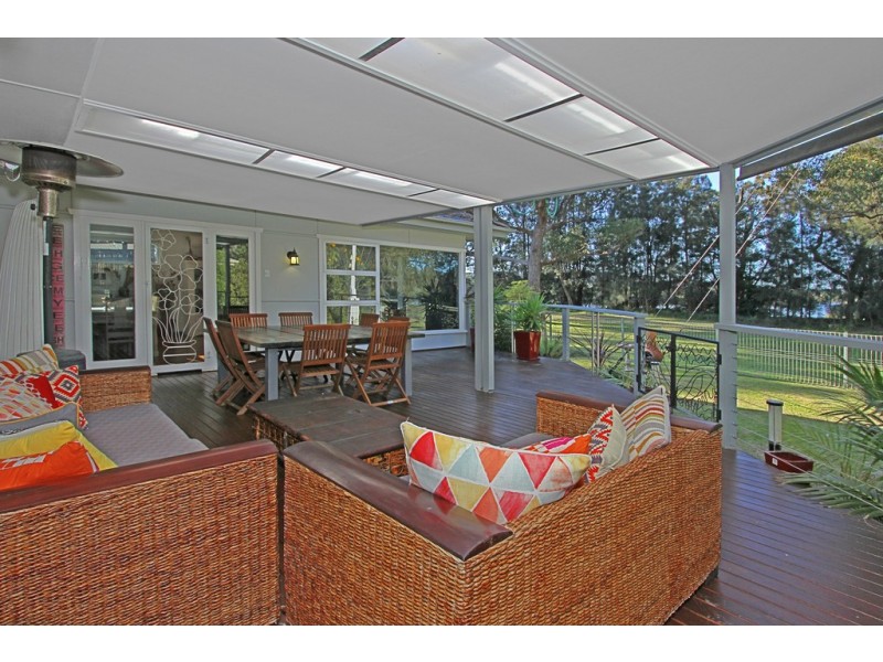 237 Annetts Parade, Mossy Point NSW 2537