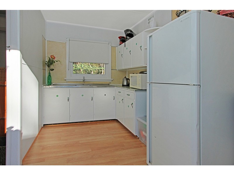 237 Annetts Parade, Mossy Point NSW 2537