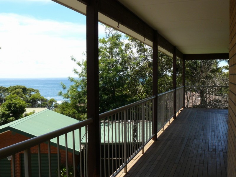 8 Nerang Place, Malua Bay NSW 2536