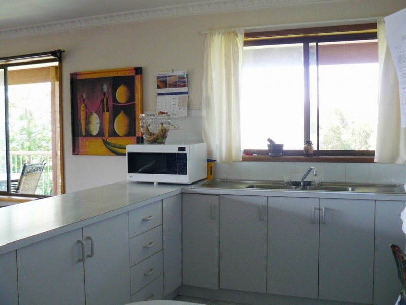 8 Nerang Place, Malua Bay NSW 2536