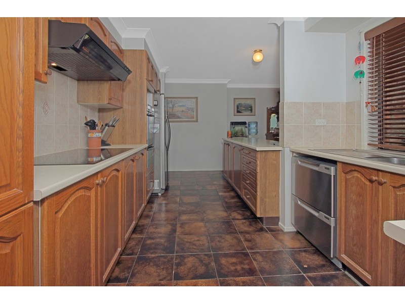 34 Iluka St, Broulee NSW 2537