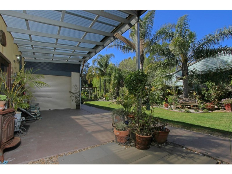 36 Connells Close, Mossy Point NSW 2537