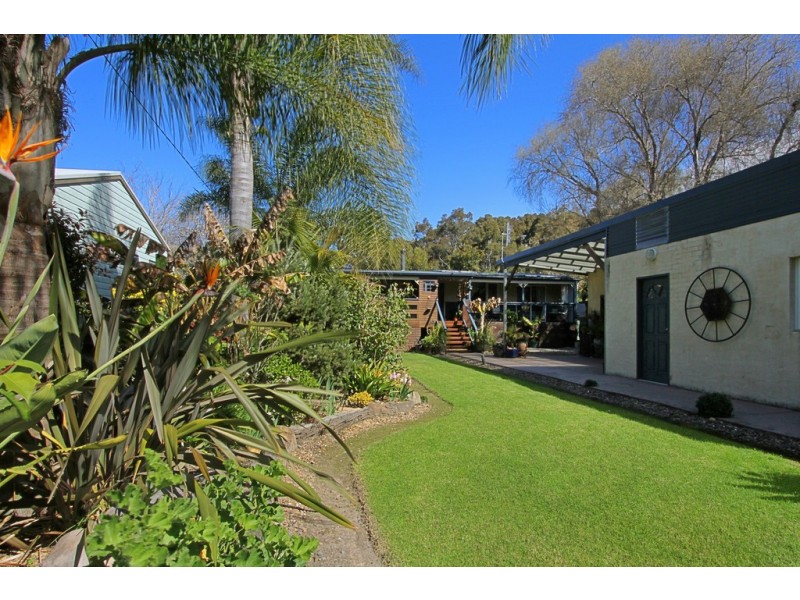 36 Connells Close, Mossy Point NSW 2537