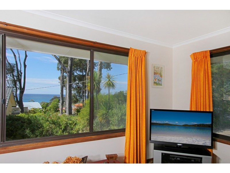 41 Moorong Cres, Malua Bay NSW 2536