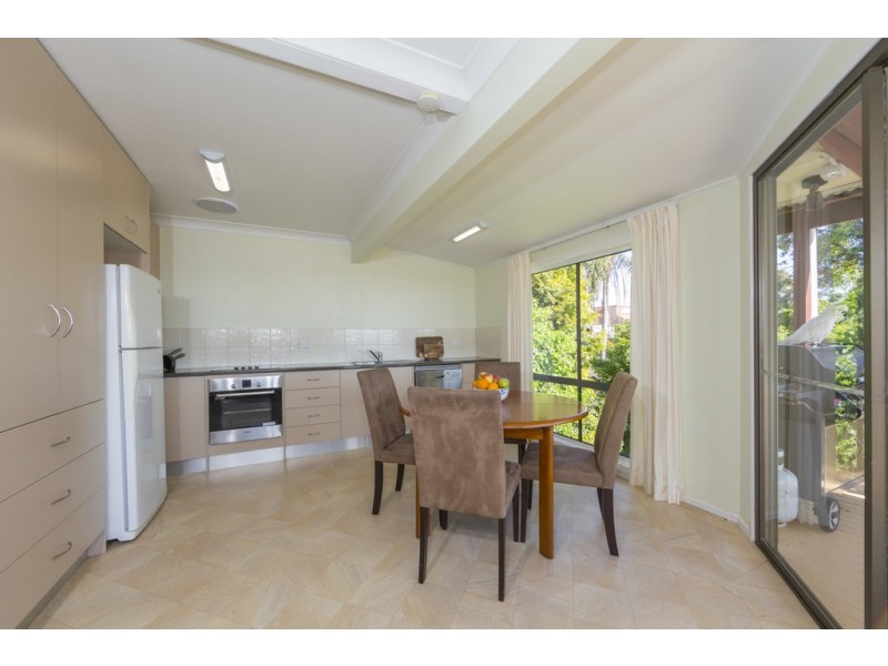 5 Leigh Street, Batemans Bay NSW 2536