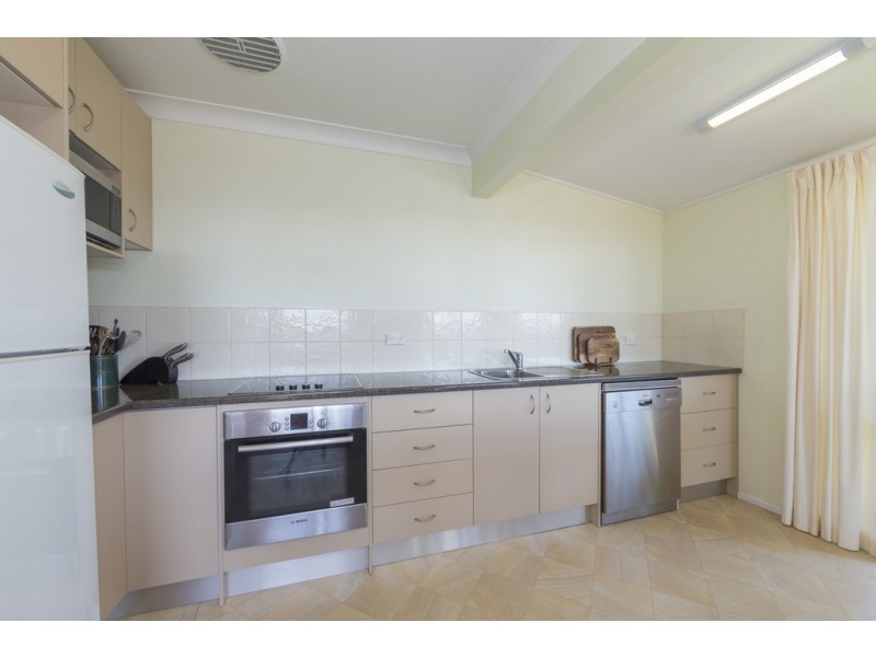 5 Leigh Street, Batemans Bay NSW 2536