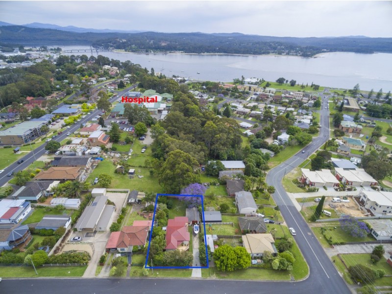 5 Leigh Street, Batemans Bay NSW 2536