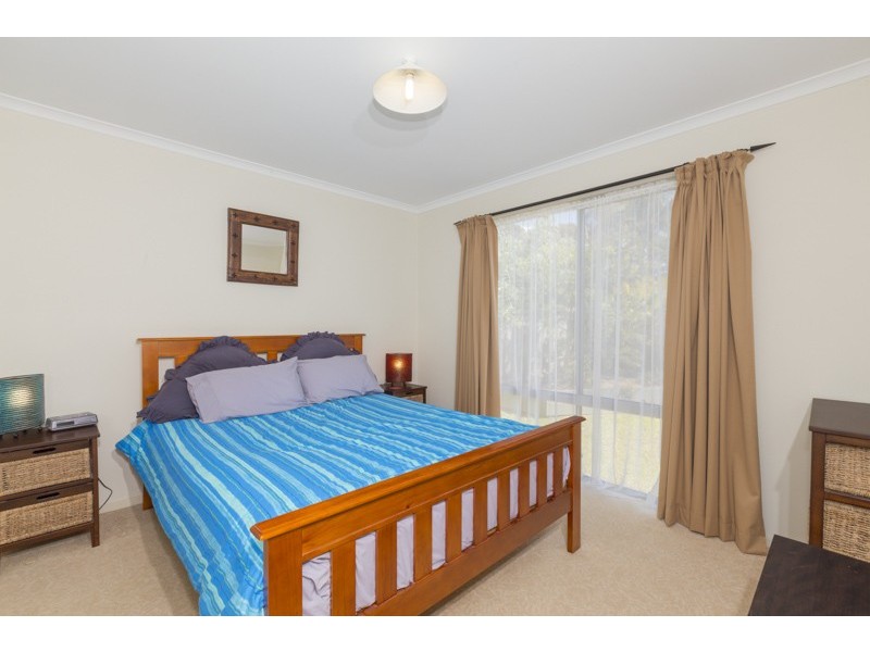 25 Warragai Place, Malua Bay NSW 2536