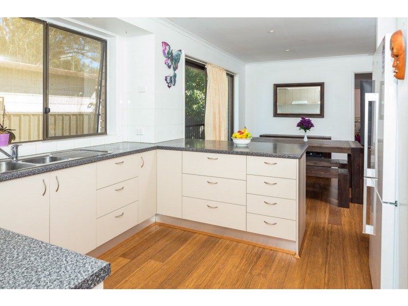 89 Maloneys Dr, Maloneys Beach NSW 2536