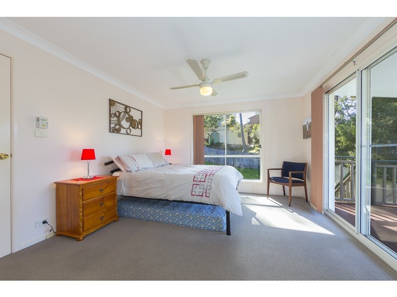 4 Wallarah Street, Surfside NSW 2536