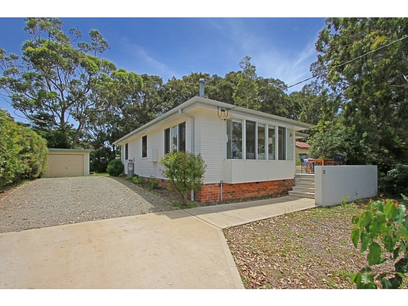 11 Sunrise Rd, Mossy Point NSW 2537