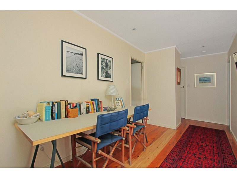 11 Sunrise Rd, Mossy Point NSW 2537