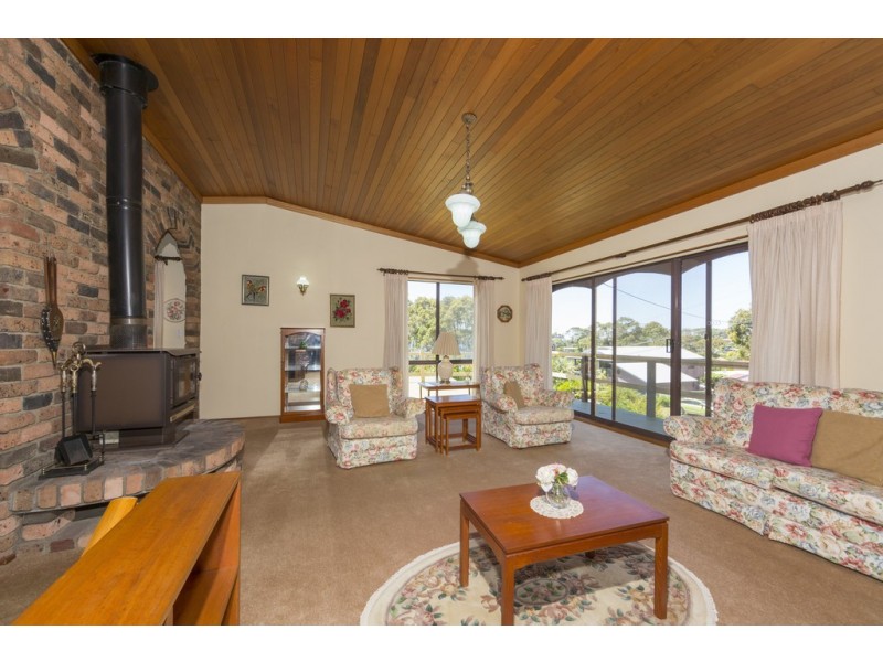 2 Baringa Cres, Lilli Pilli NSW 2536