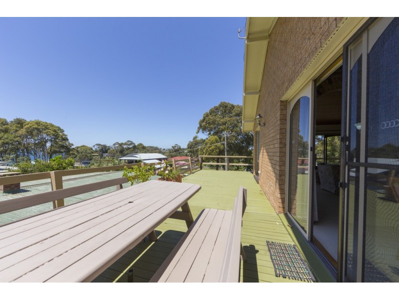2 Baringa Cres, Lilli Pilli NSW 2536