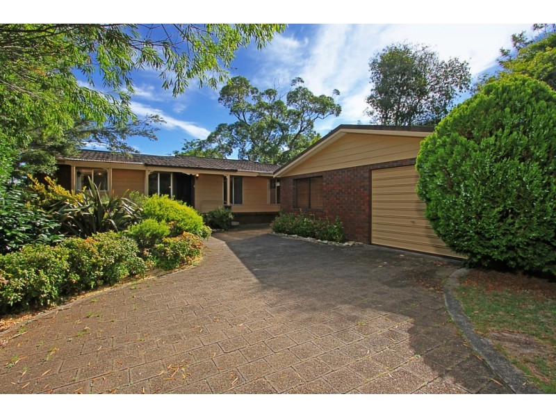61 Candlagan Drive, Broulee NSW 2537