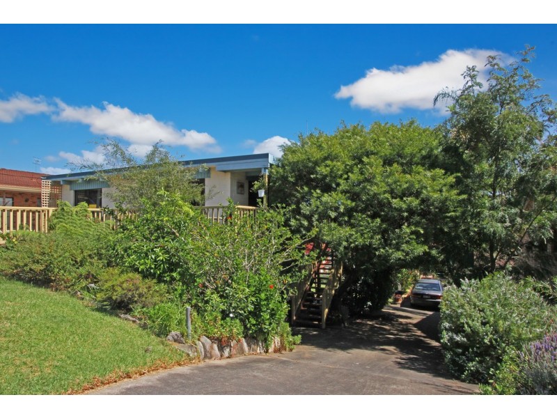 27 Ocean Ave, Surf Beach NSW 2536