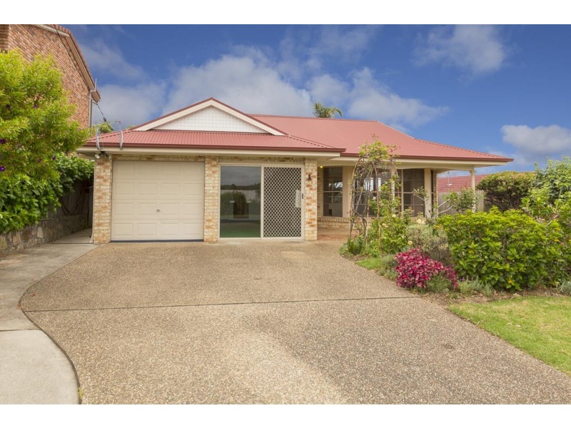 15 Pyang Ave, Malua Bay NSW 2536