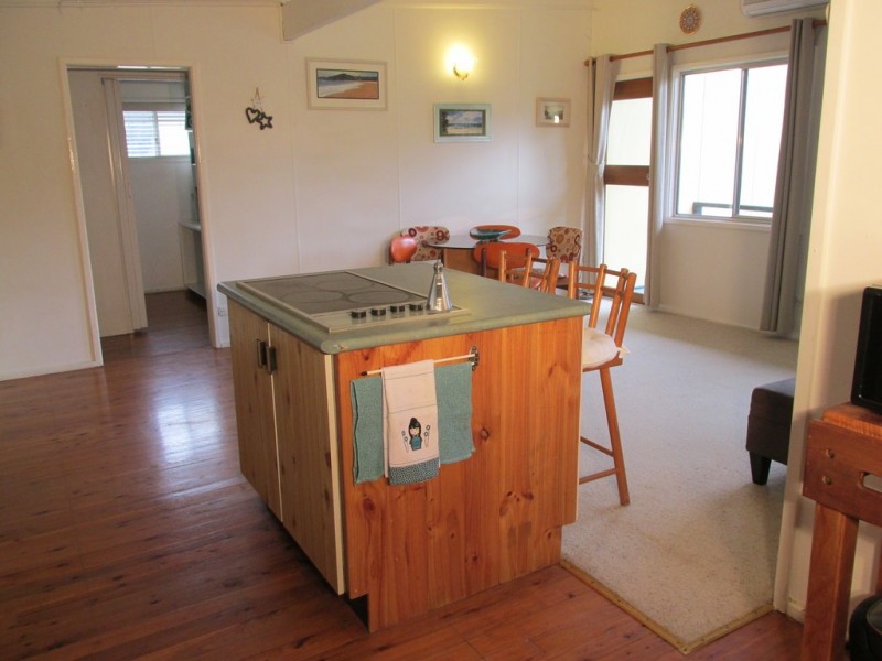 5 Malua Street, Malua Bay NSW 2536