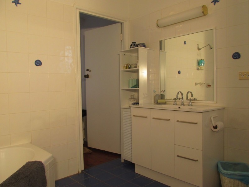 5 Malua Street, Malua Bay NSW 2536