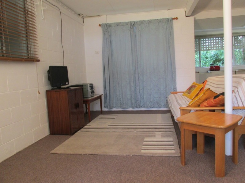 5 Malua Street, Malua Bay NSW 2536