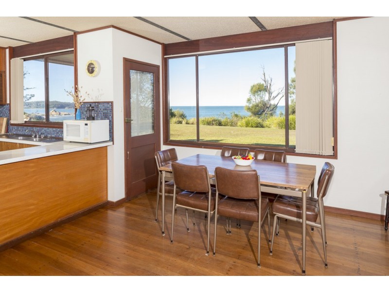 1and2, 155 Annetts Parade, Mossy Point NSW 2537