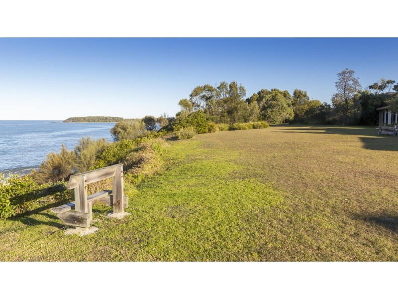1and2, 155 Annetts Parade, Mossy Point NSW 2537
