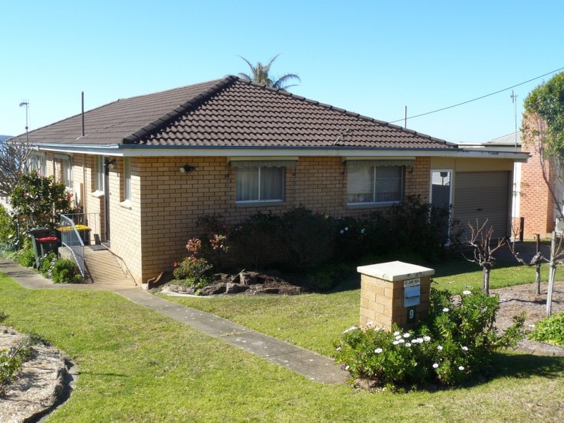 9 Ocean Road, Batehaven NSW 2536