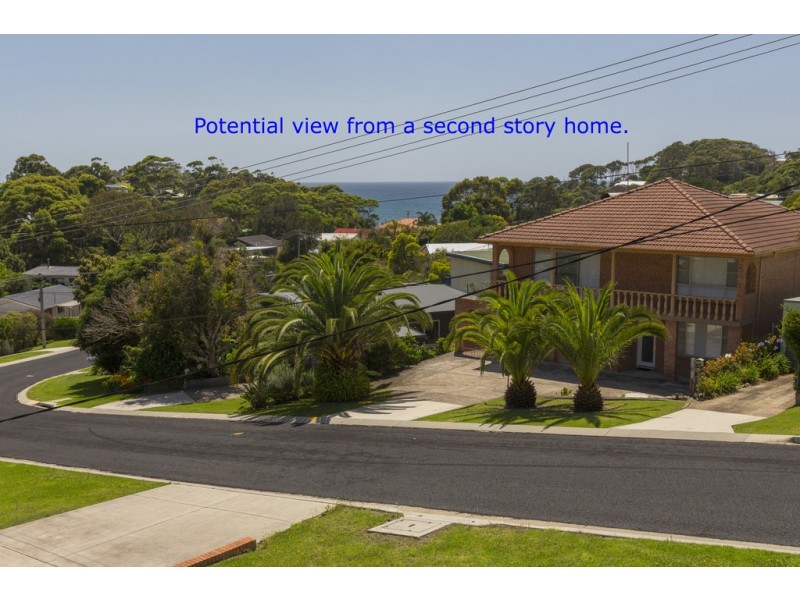 12 Yugura Street, Malua Bay NSW 2536