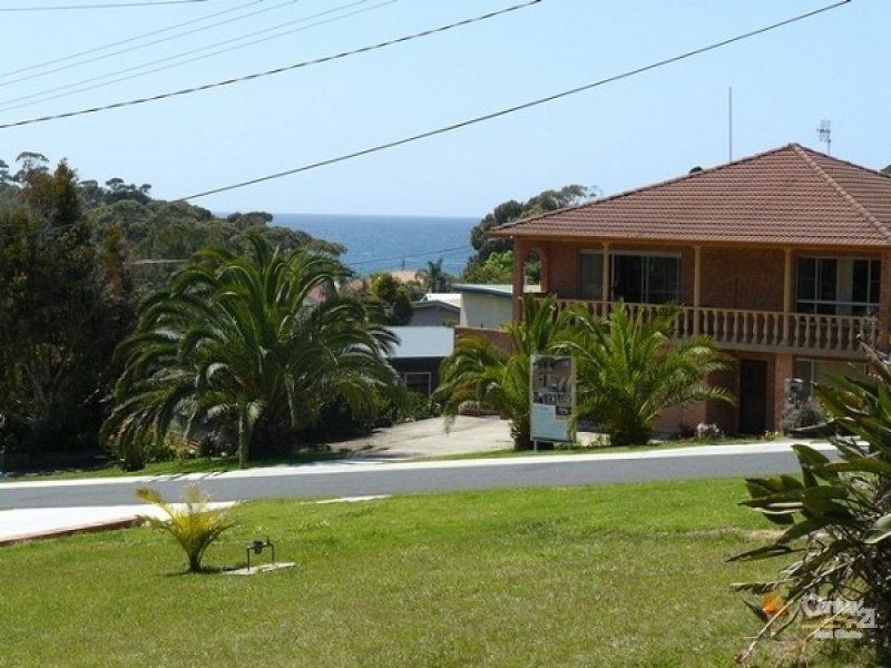12 Yugura Street, Malua Bay NSW 2536