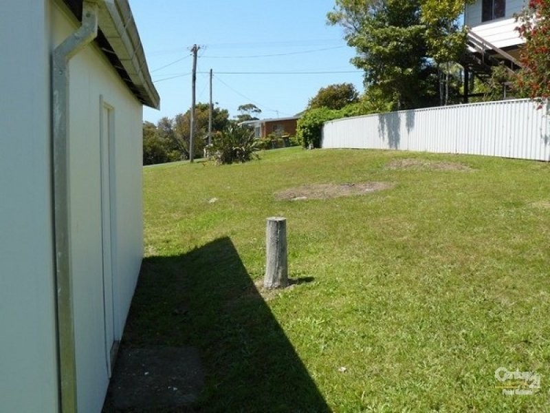 12 Yugura Street, Malua Bay NSW 2536