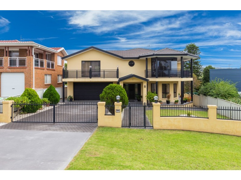 43 Karoo Crescent, Malua Bay NSW 2536