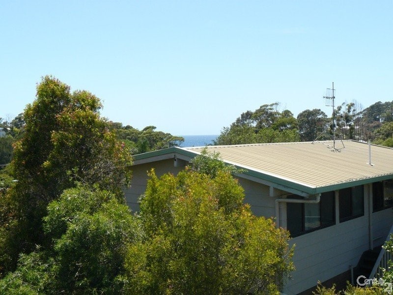 19 Yugura Street, Malua Bay NSW 2536
