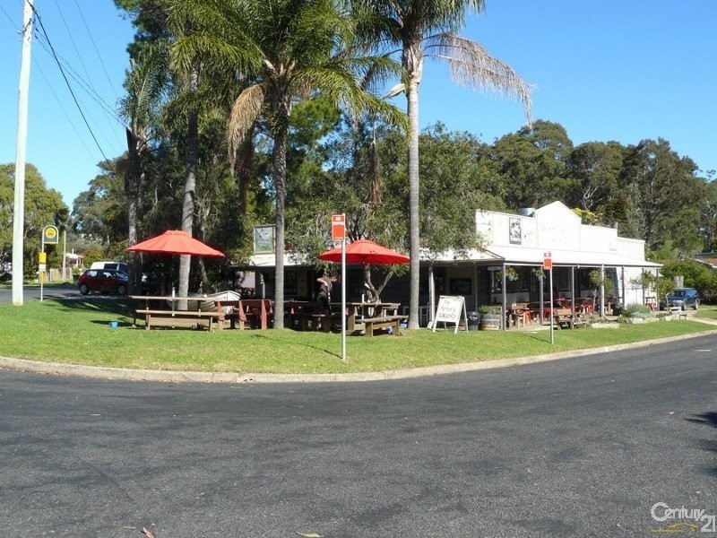 6 The Inlet, Mossy Point NSW 2537