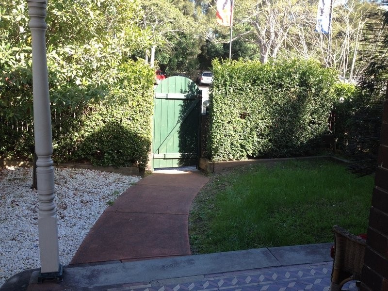 24 Anzac Parade, Kensington NSW 2033