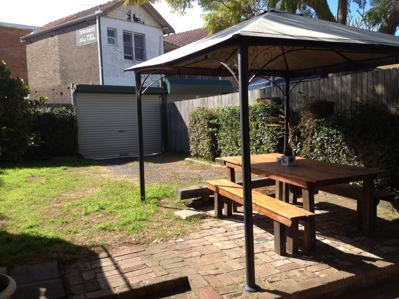 24 Anzac Parade, Kensington NSW 2033