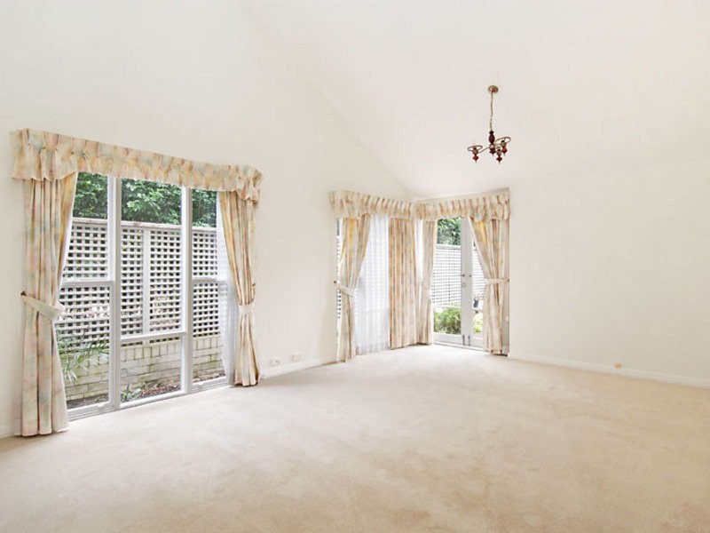 31 Brompton Road, Kensington NSW 2033