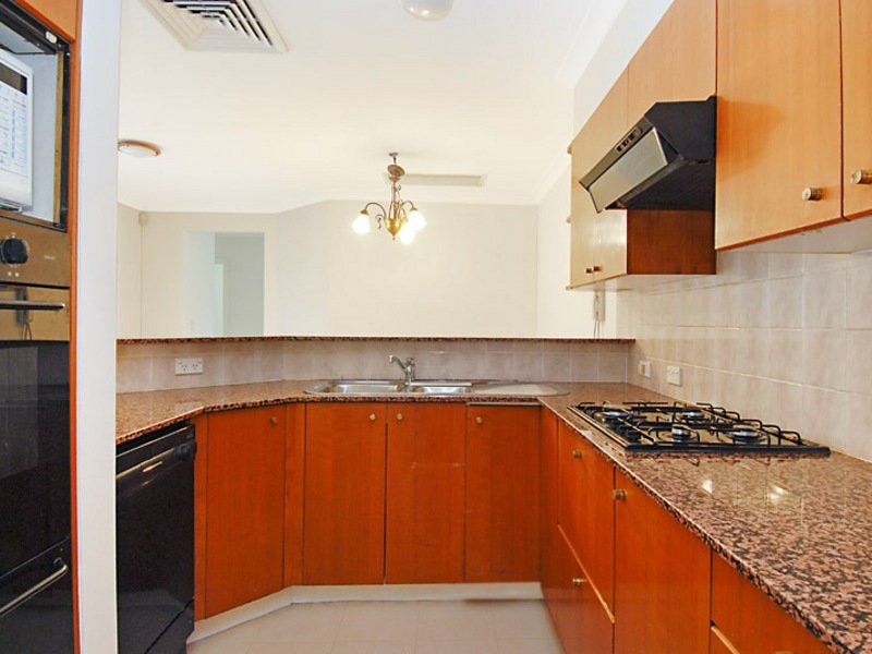 31 Brompton Road, Kensington NSW 2033