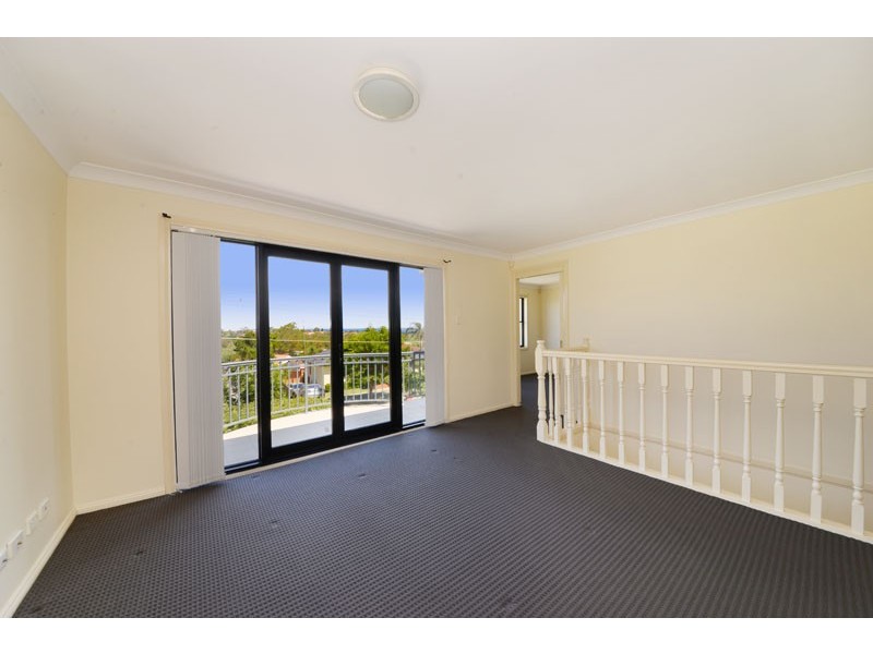 72 Mawson Pde, Chifley NSW 2036