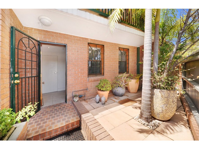 65B Moore Park Rd, Paddington NSW 2021