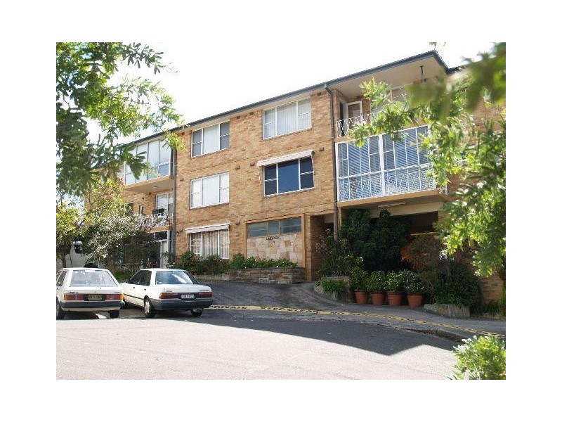 20/4 Landenburg Place, Greenwich NSW 2065