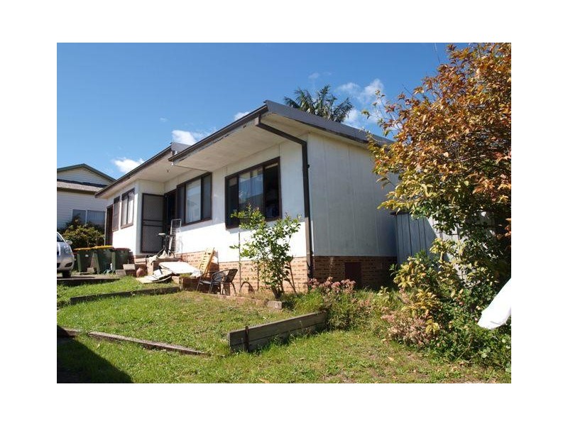 Rear 16 Caley Street, Chifley NSW 2036