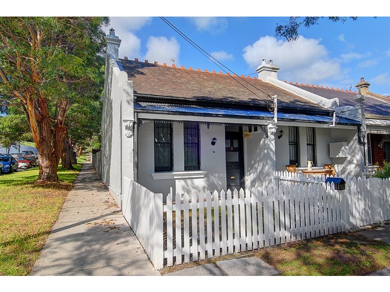 150 Newland Street, Queens Park NSW 2022