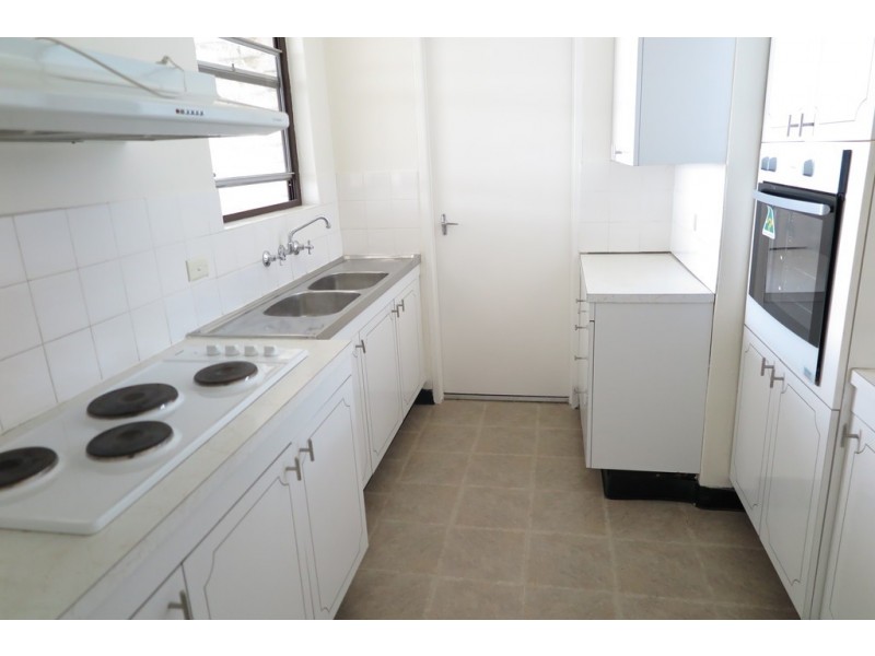 8B/3-5 Anzac Parade, Kensington NSW 2033