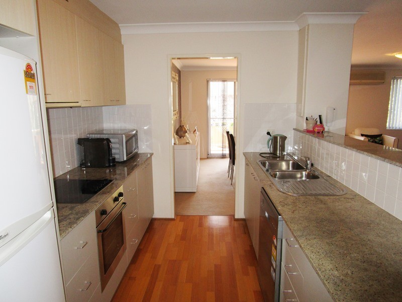 33/1-7 Gloucester Place, Kensington NSW 2033