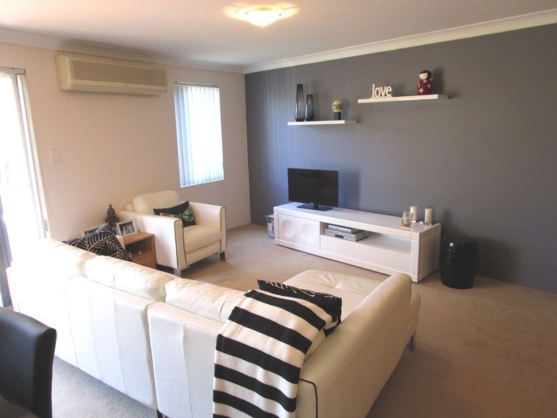 33/1-7 Gloucester Place, Kensington NSW 2033