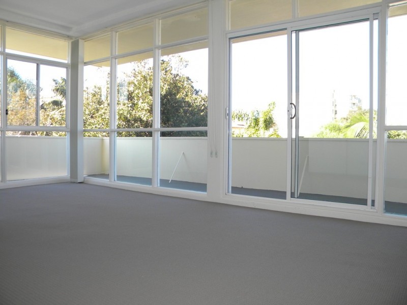 2/17 Moore Street, Coogee NSW 2034