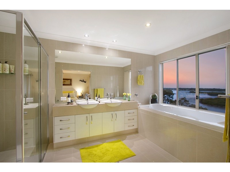 2/9 Fairway Drive, Banora Point NSW 2486