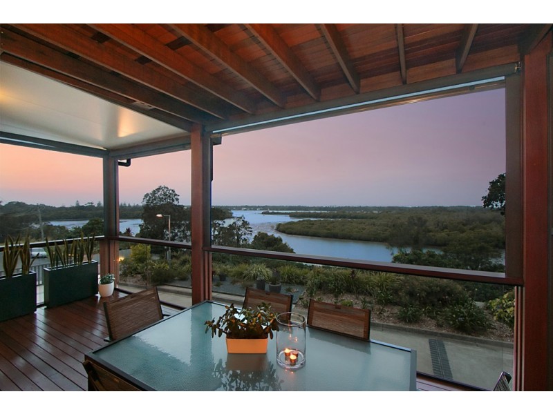 2/9 Fairway Drive, Banora Point NSW 2486